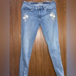 Levi’s 711 size 30 skinny jeans